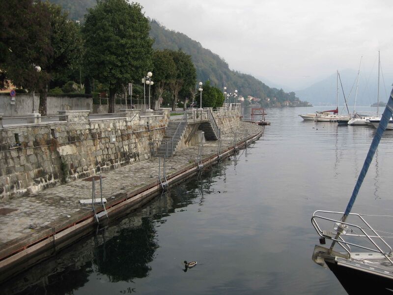 Datei:Cannero Land.JPG